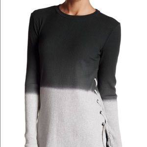 Onetheland Buckle Brand Ombre Sweater